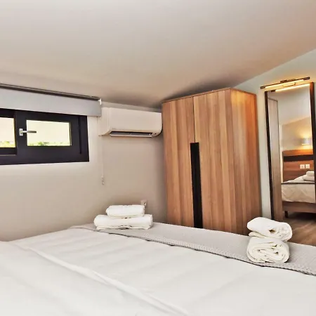 Notos - Tristinika Sithonia * トロニ